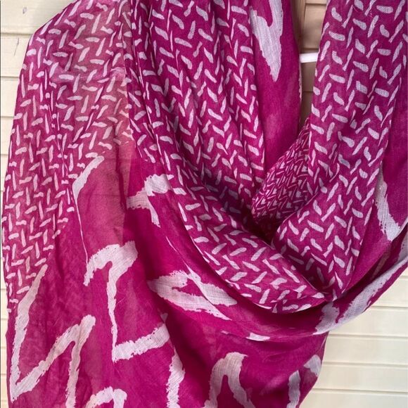 Pink Geometric Scarf  - Picture 1 of 4